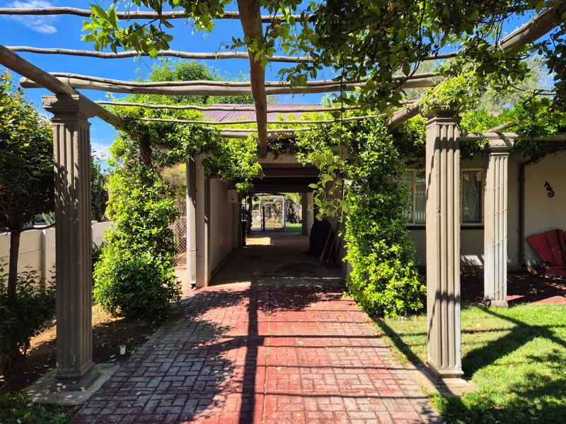 To Let 3 Bedroom Property for Rent in Meyerhof Free State